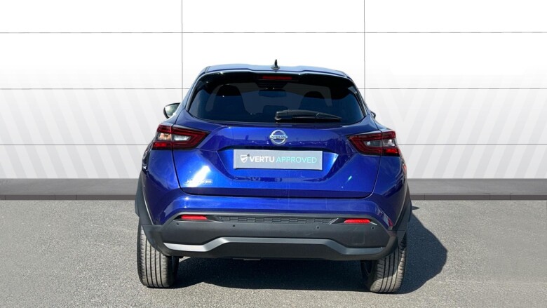 Nissan Juke 1.0 DiG-T N-Connecta 5dr Petrol Hatchback